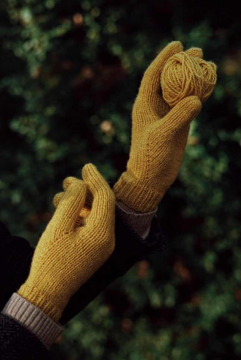 Żółte rękawiczki